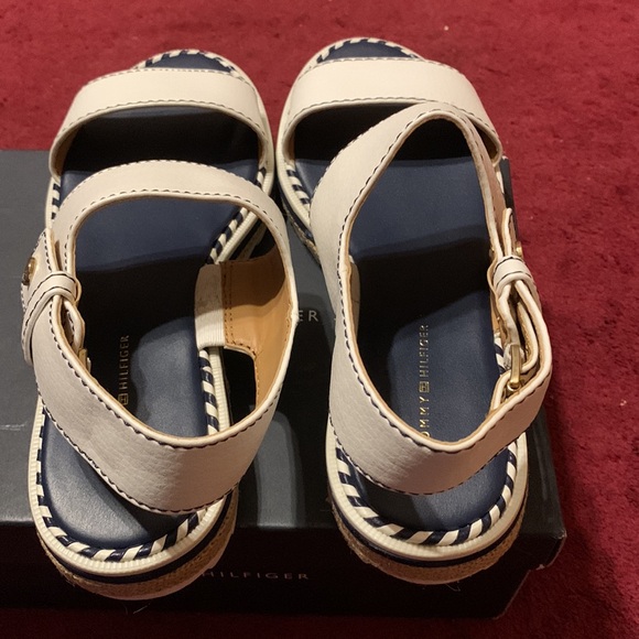 Tommy Hilfiger New White Women Sandal - Picture 10 of 12